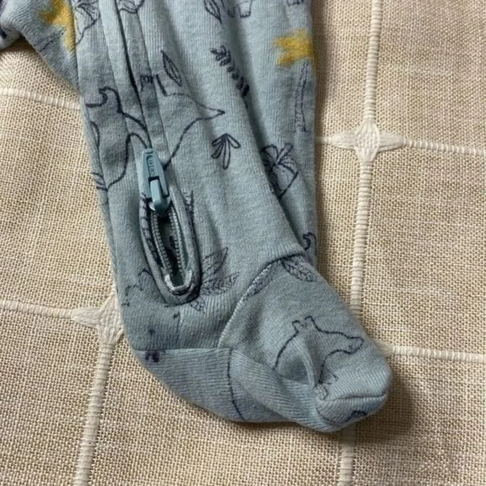 Carter's Cloud Island‎ Infant Sleepers Kids NB Blue Gray Dinosaur 2-Way Zip Set
